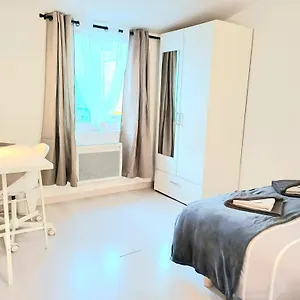 Maison d'hôtes - Proche Aeroport - Privees, Beauvais